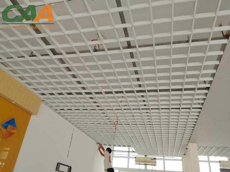 Trần nhôm caro vuông